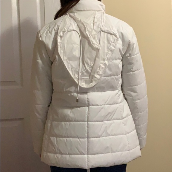 Moda white winter coat almost brand new - Picture 2 of 3